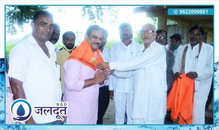 kishore-shitole-social-worker-water-conservation-with-all-leaders